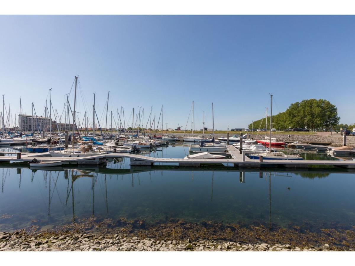Appartement With A View Of The Marina *