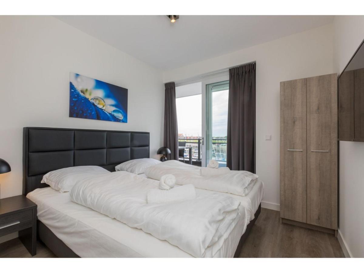 Appartement With A View Of The Marina