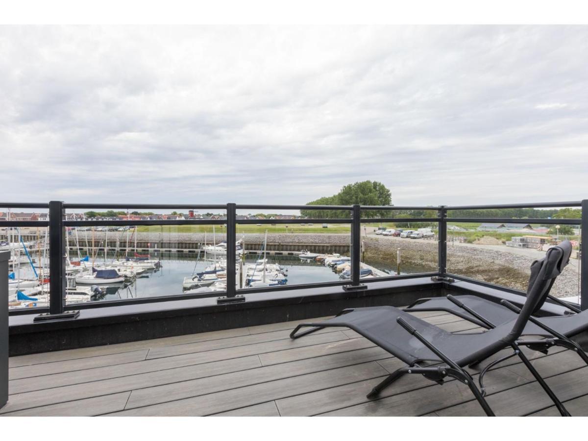 Appartement With A View Of The Marina *