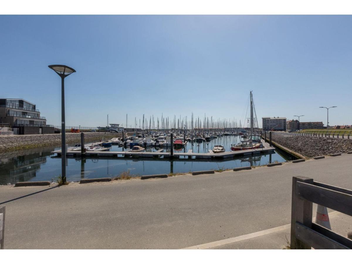 With A View Of The Marina *